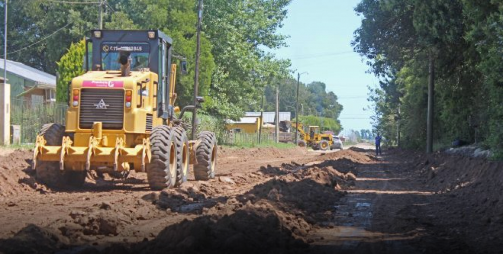 Echarren avanza con las obras de pavimentaci�n