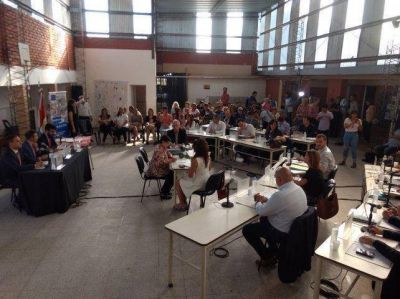El Concejo sesion� en la costa: se aprobaron m�s de 200 proyectos