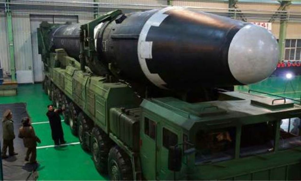 Tras el lanzamiento, Pyongyang mostr su nuevo misil al mundo