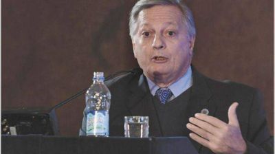 Desde hoy suben gas, luz y prepagas, y se espera que aumenten las naftas