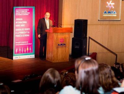 Con amplia convocatoria, se realiz� en AMIA la Jornada Internacional sobre Ni�ez