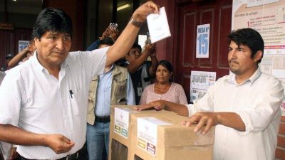 Bolivia: eligieron a los jueces en una pol�mica votaci�n