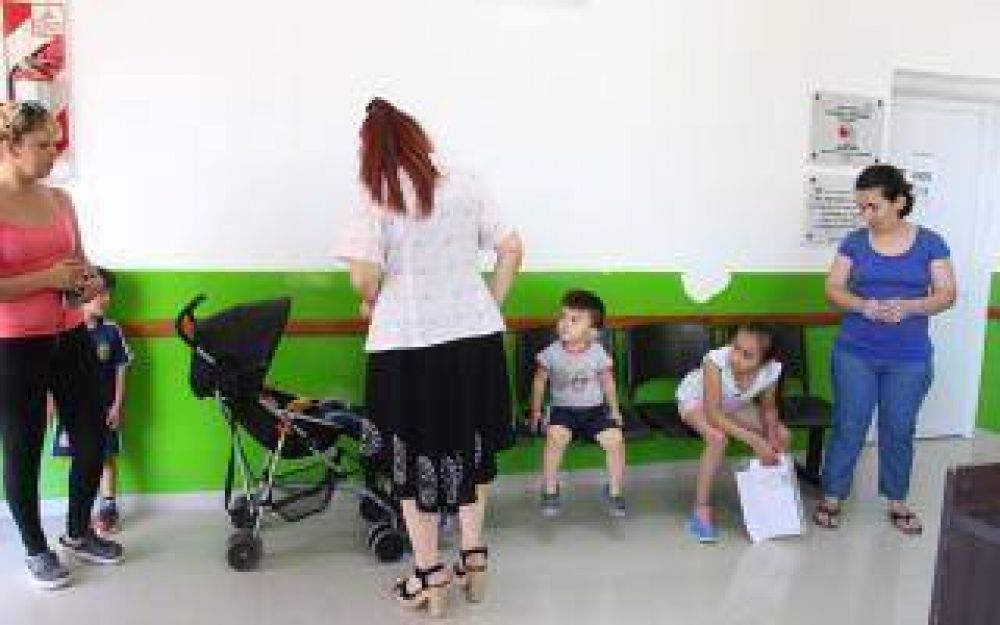 Z�rate: Contin�an las atenciones m�dicas en barrio Bosch