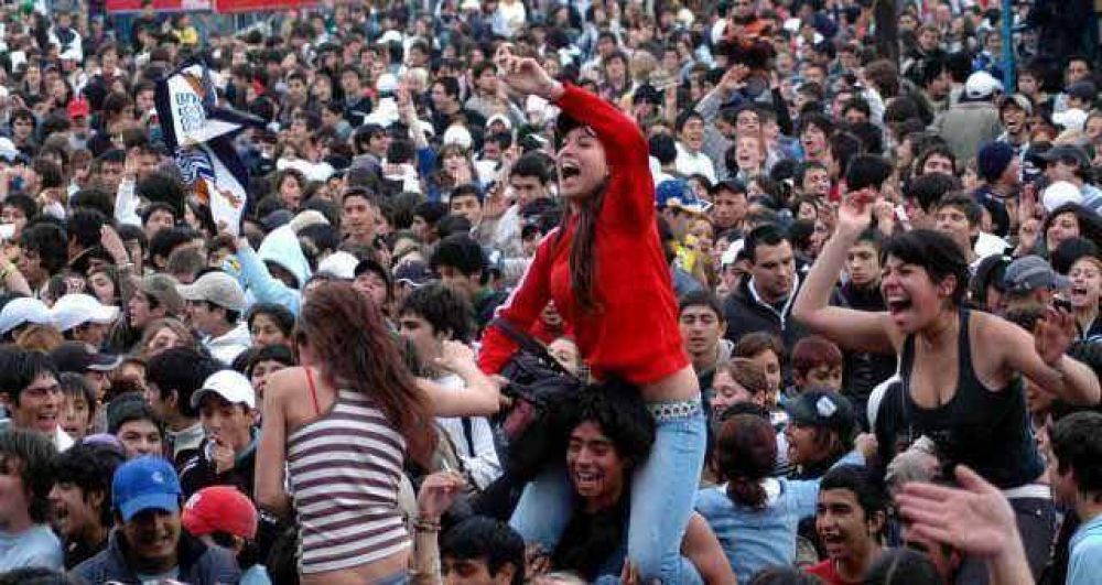 Villa Carlos Paz espera a 100 mil j�venes para la fiesta de la primavera 