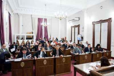 Media sanci�n al proyecto de responsabilidad social
