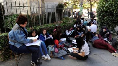 El Gobierno niega que la jubilaci�n docente sea de privilegio