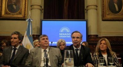 El peronismo se uni� en el Senado para aprobar los �ltimos gastos de Cristina