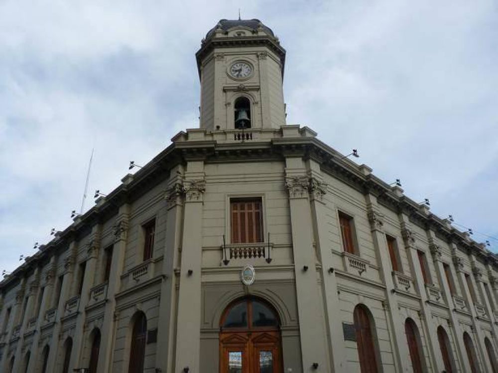 En el municipio de San Nicols el 67, 3% del gasto pblico se financia con recursos propios