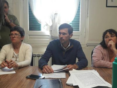 Analizaron el Presupuesto, que prev� suba de tasas del 28% y extensi�n de moratoria