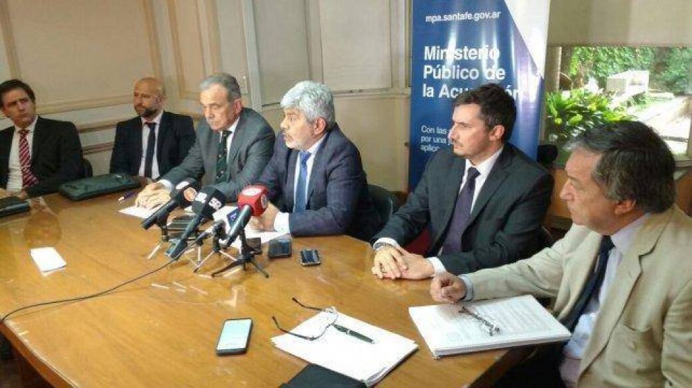El fiscal general le pidi� a Lifschitz que revea las modificaciones para juzgar a fiscales