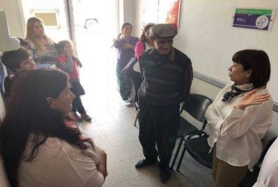 La ministra de Salud recorri� los centros de salud de Alto Pencoso, Chosmes, Desaguadero y Balde