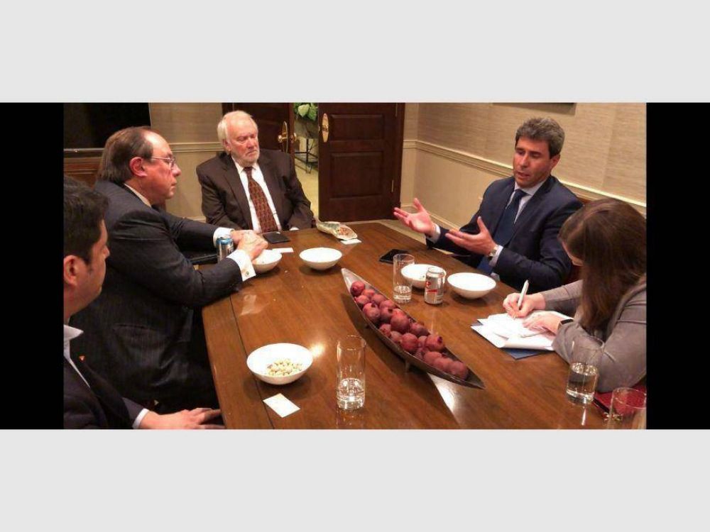 U�ac en EEUU: reuniones con empresarios y congresistas y convenio para becas
