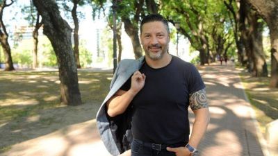 Gustavo Men�ndez: 