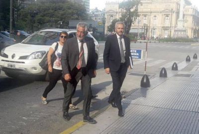 Rodr�guez Sa� se reuni� con el presidente de la Corte Suprema por la deuda de la Naci�n