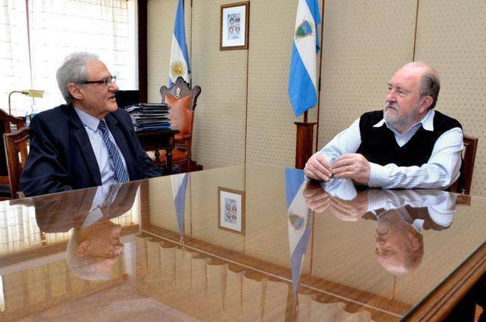 Consiglio se sac� una foto con Verna y le peg� a Macri