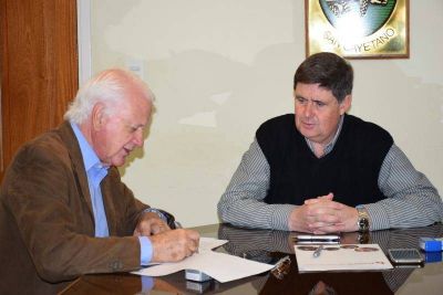 Gargaglione firm� importante convenio
