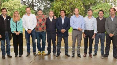 Respaldo de intendentes y legisladores peronistas a Cristina Kirchner