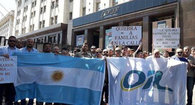 Trabajadores de Oil piden a Abad que apruebe propuesta de OP para preservar puestos de trabajo