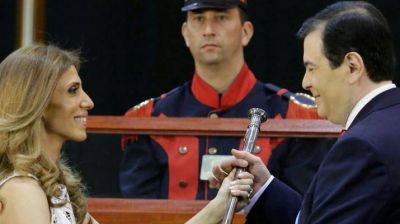 El Dr. Gerardo Zamora jur� como gobernador de Santiago del Estero en sesi�n especial de la asamblea legislativa