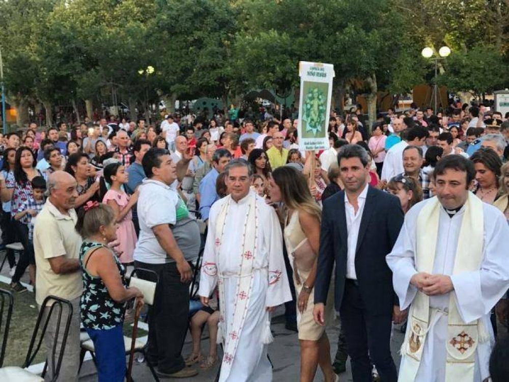 El gobernador U�ac particip� de la misa y solemne procesi�n en honor a Santa B�rbara