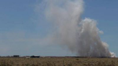 Una enorme cantidad de basura se quema a cielo abierto en el Complejo Ambiental