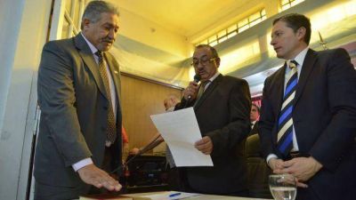 Gray encabez� la jura de los nuevos concejales