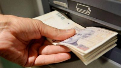 Manzur anunci� que el lunes comienza el pago del medio aguinaldo a los estatales