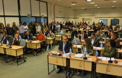Concejales de C�rdoba critican la carga impositiva