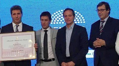 U�ac fue distinguido por impulsar el deporte c�mo pol�tica de Estado