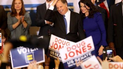 Tras 25 a�os, un candidato dem�crata al Senado se impuso en Alabama