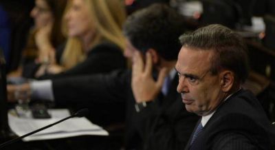 Pichetto congela hasta marzo el debate por el desafuero de Cristina