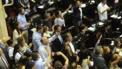 Diputado Huss: �Si nosotros somos piqueteros, Marcos Pe�a usted es un represor y entregador� 