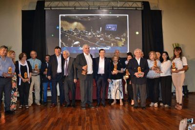 Zamora comparti� con los m�s destacados de 2017