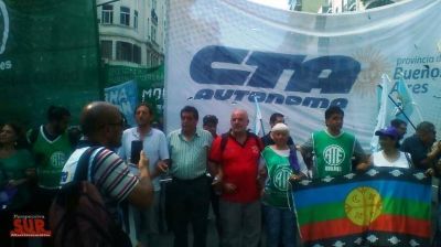 ATE Y CTA anuncian un paro y movilizaci�n este viernes �contra el ajuste�