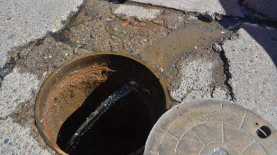Denuncian malversaci�n de fondos en la obra cloacal de Senillosa