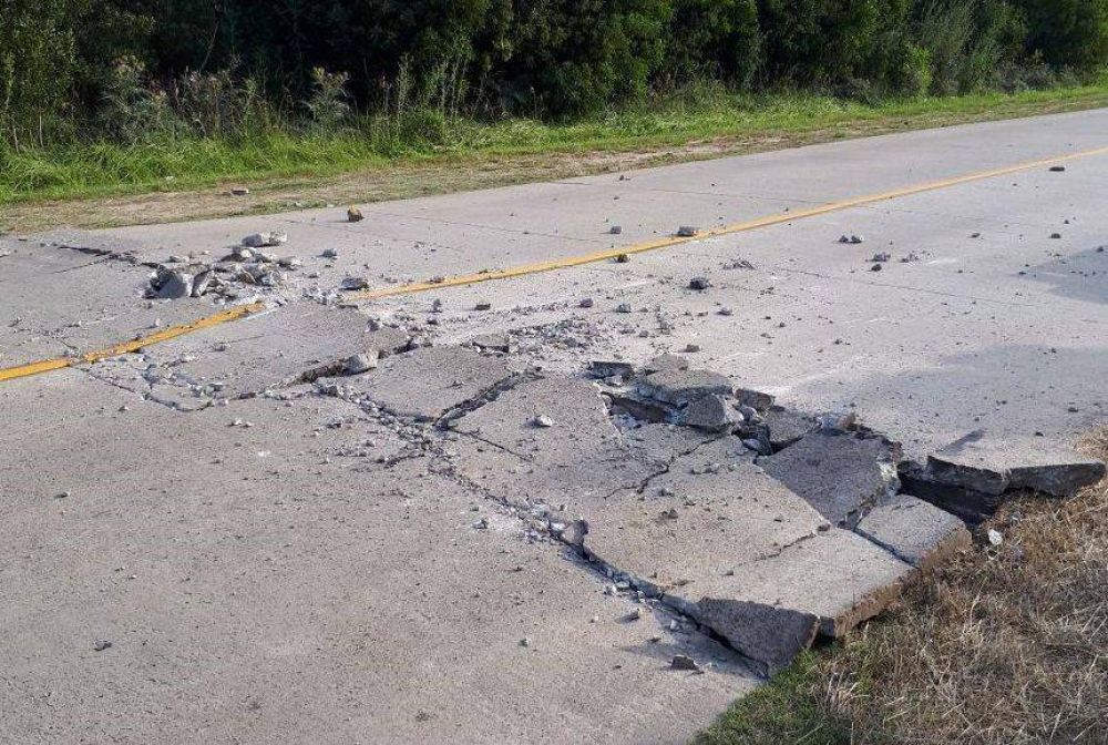 Se levant� el asfalto en varios tramos del camino Viejo a Miramar