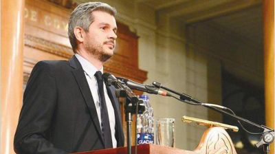 Pe�a defendi� la reforma previsional y cruz� a la CGT por el paro