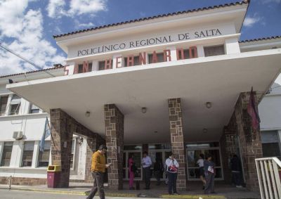 Obras rezagadas y recortes de fondos, panorama austero para Salud en 2018
