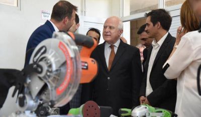 Lifschitz inaugur� el Centro Tecnol�gico del Mueble