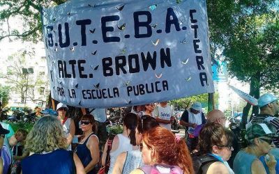 Gremios de la regi�n tambi�n marcharon contra la reforma