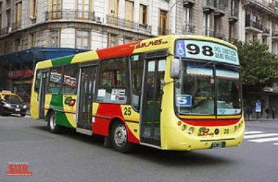 La UTA se baj� del paro y ma�ana prestar� servicio en forma normal