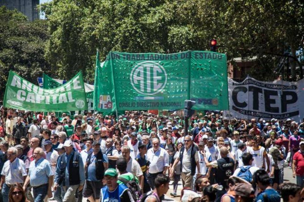 En sinton�a con la CGT, ATE extiende hasta este mediod�a el paro contra la Reforma