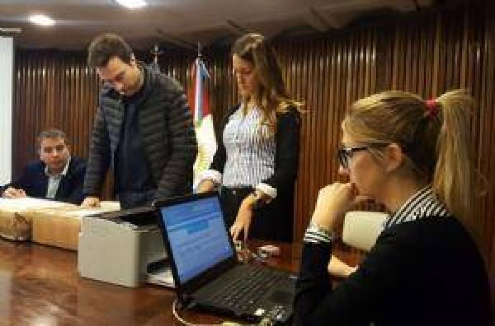 Comenzaron las obras de perforaci�n para proveer de agua potable a La Cumbre