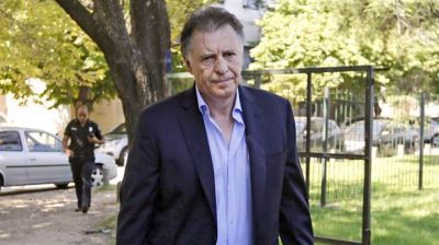 Crist�bal L�pez se entreg� a la Justicia