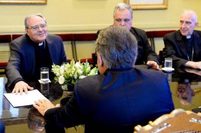 La Iglesia interrog� al Gobierno por la reforma jubilatoria y la violencia policial