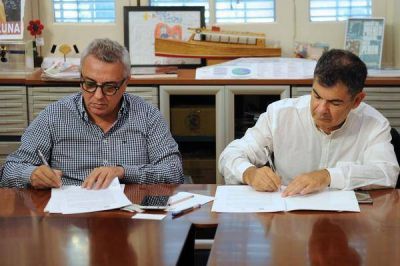 Tigre firm� un convenio de capacitaci�n tecnol�gica con la Agencia Social Team