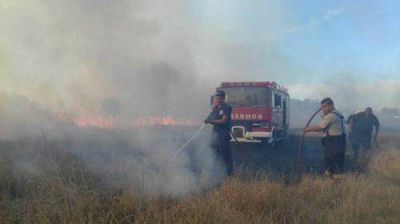 Advierten sobre el peligro de quemar basura y pastos