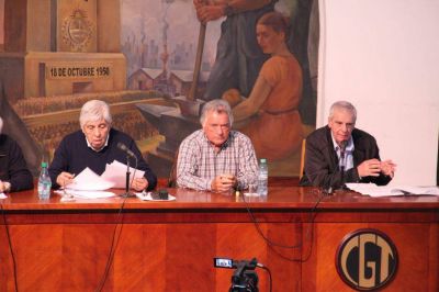 Moyano y Barrionuevo podr�an ser los art�fices de una nueva unidad