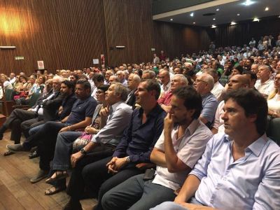 Cafiero logr� la ansiada foto de unidad del PJ