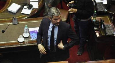 Pe�a nombr� a una funcionaria de su ri��n para controlar de cerca el Congreso